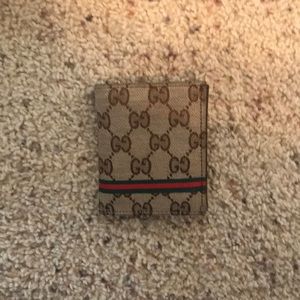 Gucci wallet